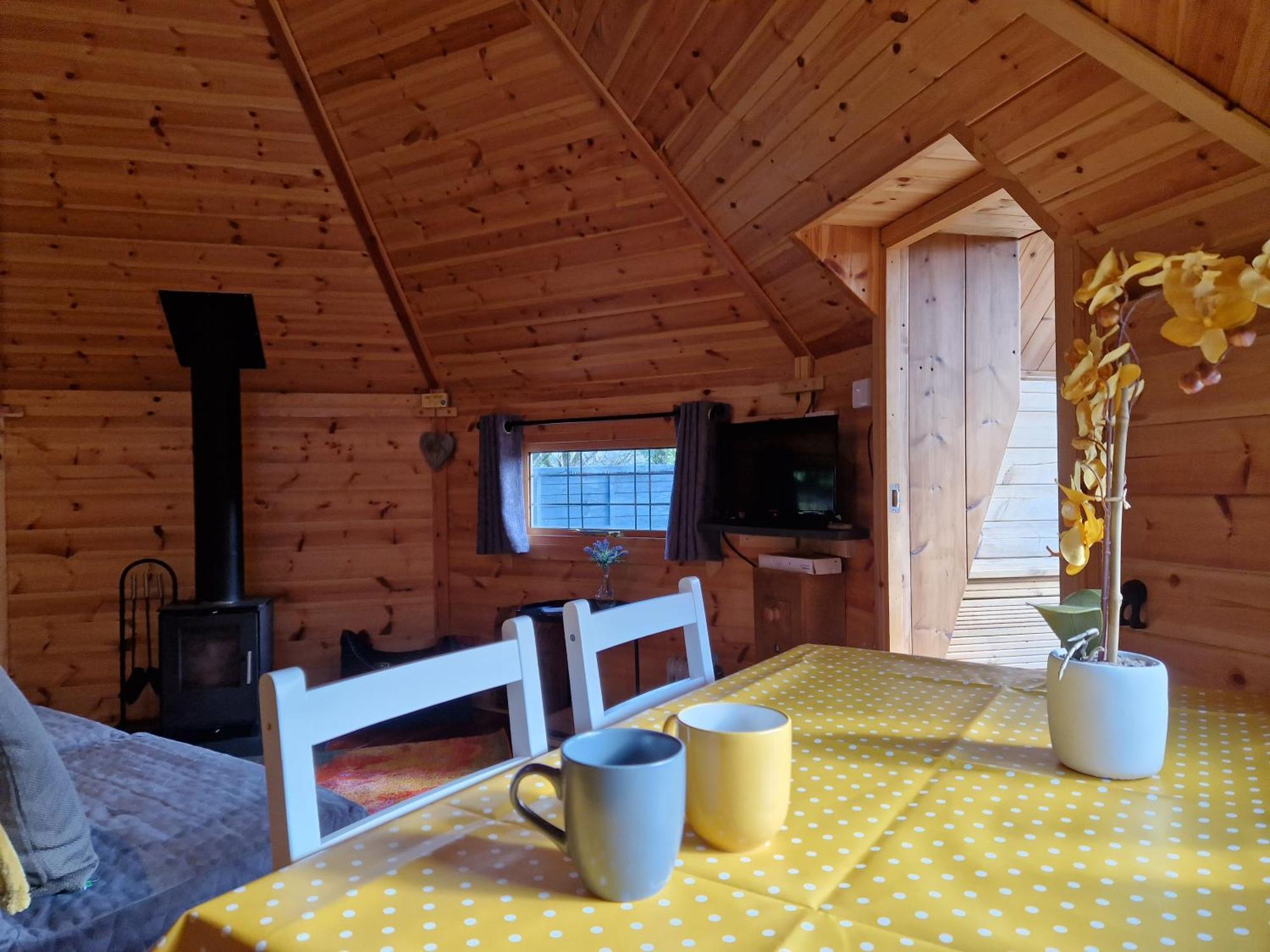The Hive - Unique Log Cabin With Wood Burning Stove Ludchurch Exterior foto